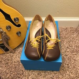 John Fluevog Hey Minstrel.